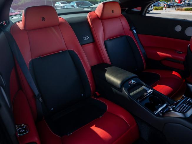 ROLLS-ROYCE Wraith Photo 12
