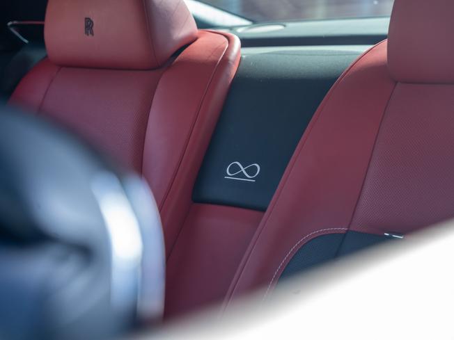 ROLLS-ROYCE Wraith Photo 19