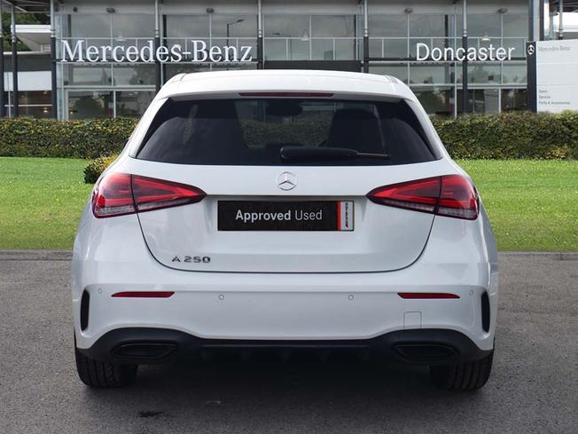 MERCEDES-BENZ A Class Photo 11