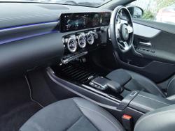 MERCEDES-BENZ A Class Photo 3
