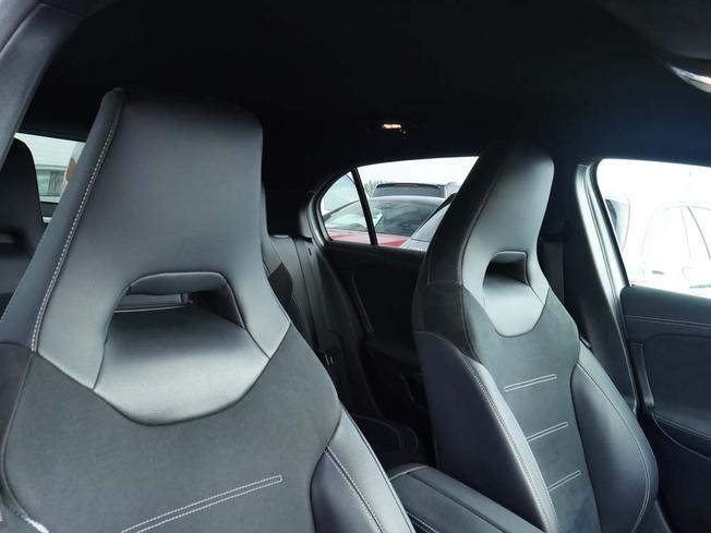 MERCEDES-BENZ A Class Photo 34