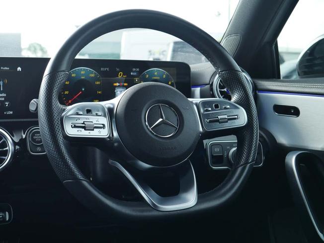 MERCEDES-BENZ A Class Photo 43