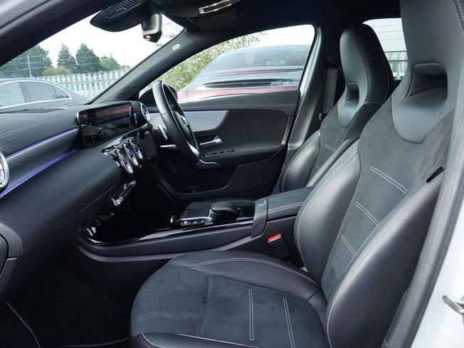 MERCEDES-BENZ A Class Photo 48