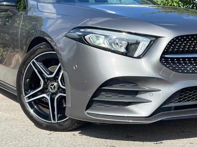 MERCEDES-BENZ A Class Photo 12