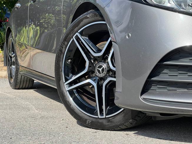 MERCEDES-BENZ A Class Photo 15
