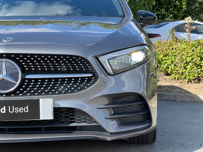 MERCEDES-BENZ A Class Photo 18