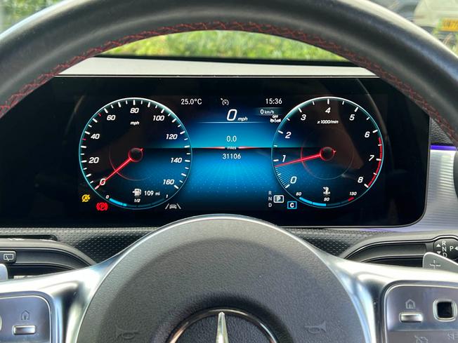 MERCEDES-BENZ A Class Photo 4
