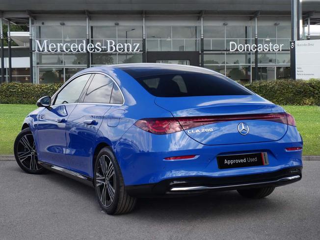 MERCEDES-BENZ CLA Class Photo 2