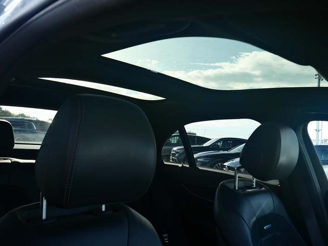 MERCEDES-BENZ E Class Photo 11