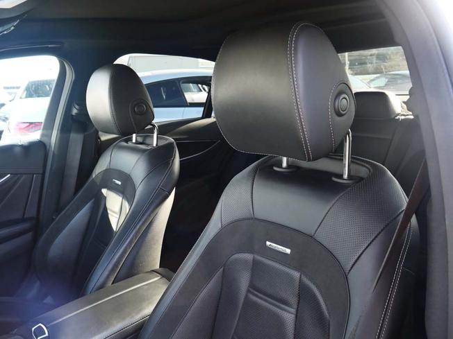 MERCEDES-BENZ E Class Photo 12