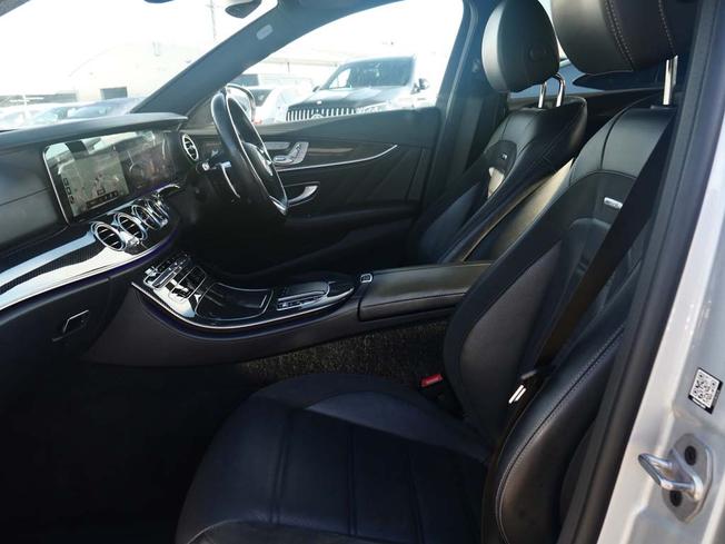 MERCEDES-BENZ E Class Photo 13
