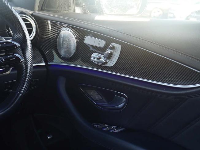 MERCEDES-BENZ E Class Photo 17