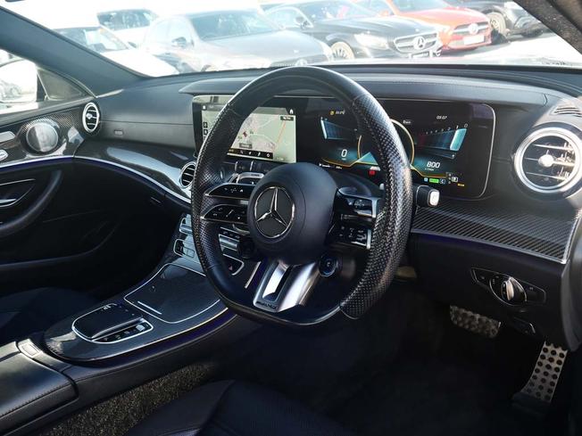 MERCEDES-BENZ E Class Photo 24