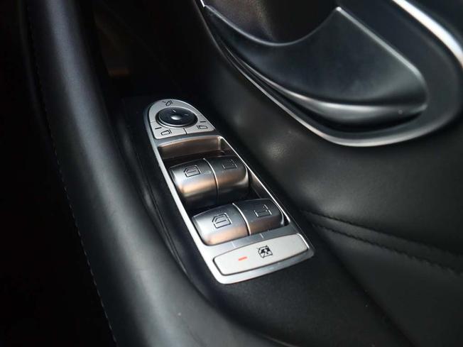 MERCEDES-BENZ E Class Photo 43