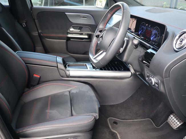 MERCEDES-BENZ Eqa Photo 25