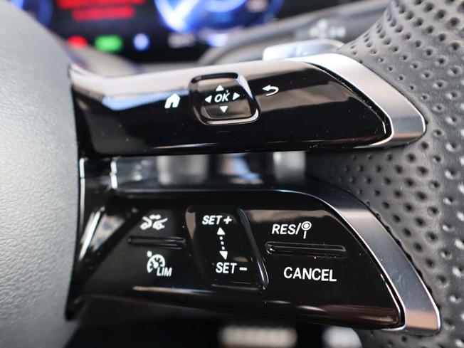 MERCEDES-BENZ Eqa Photo 29