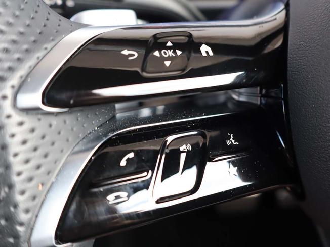 MERCEDES-BENZ Eqa Photo 30