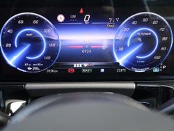 MERCEDES-BENZ Eqa Photo 4