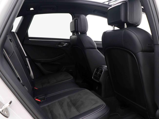 PORSCHE Macan Photo 36