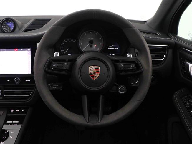 PORSCHE Macan Photo 38