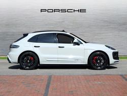 PORSCHE Macan Photo 5