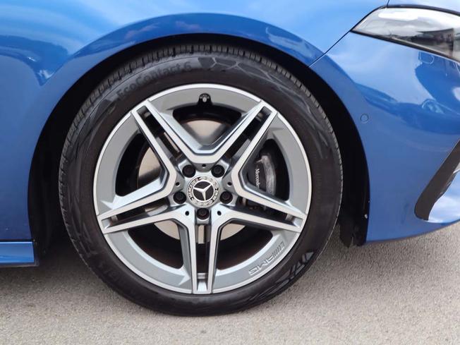 MERCEDES-BENZ A Class Photo 12