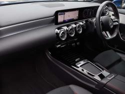 MERCEDES-BENZ A Class Photo 3
