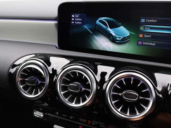 MERCEDES-BENZ A Class Photo 49