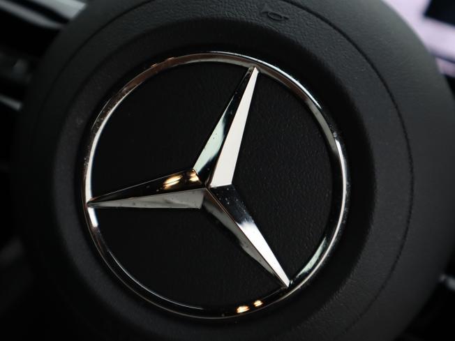 MERCEDES-BENZ CLA Class Photo 39