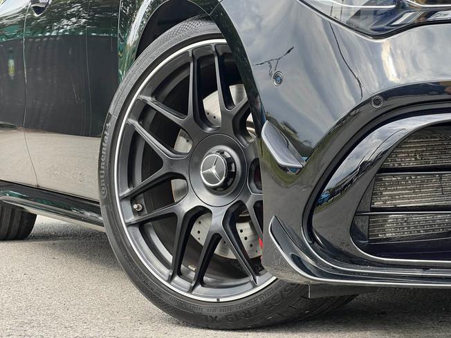 MERCEDES-BENZ CLA Class Photo 14