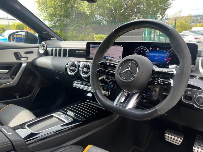 MERCEDES-BENZ CLA Class Photo 26