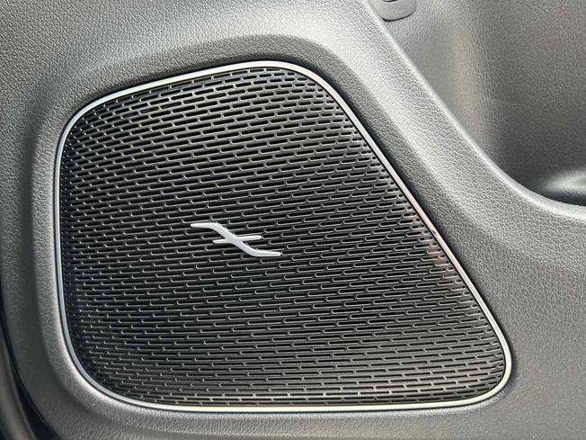 MERCEDES-BENZ CLA Class Photo 37
