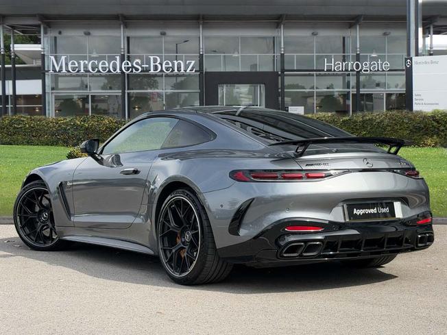 MERCEDES-BENZ AMG GT Photo 2