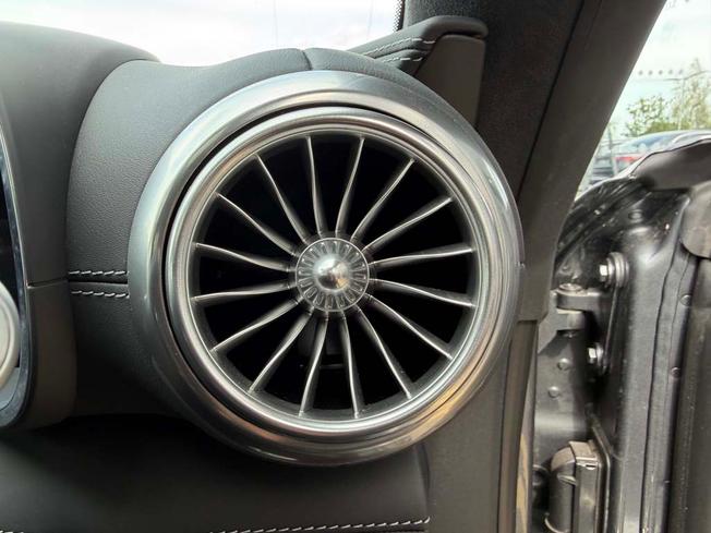 MERCEDES-BENZ AMG GT Photo 25