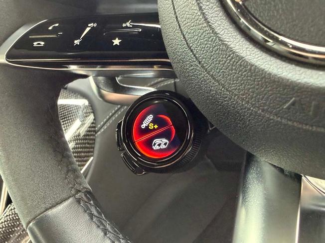 MERCEDES-BENZ AMG GT Photo 39
