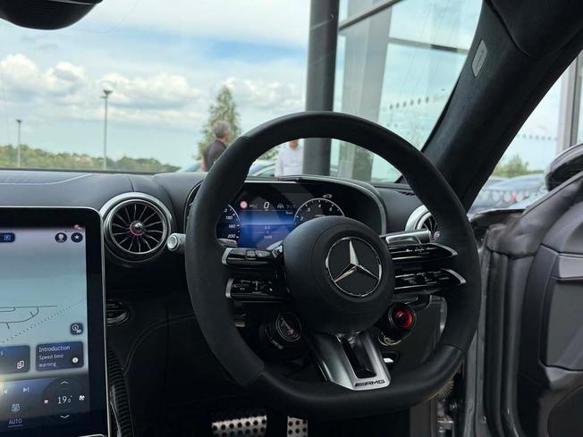 MERCEDES-BENZ AMG GT Photo 43