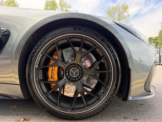 MERCEDES-BENZ AMG GT Photo 6
