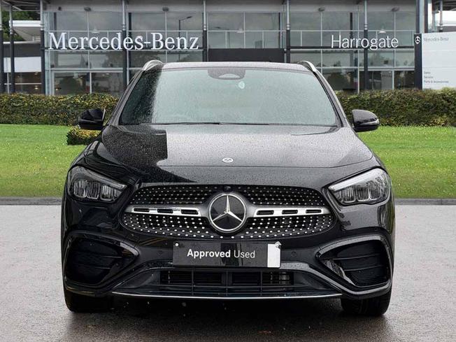 MERCEDES-BENZ GLA Photo 10