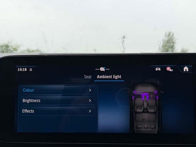 MERCEDES-BENZ GLA Photo 36