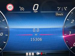MERCEDES-BENZ GLA Photo 4