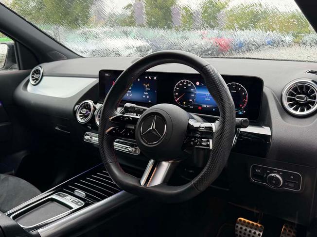 MERCEDES-BENZ GLA Photo 41