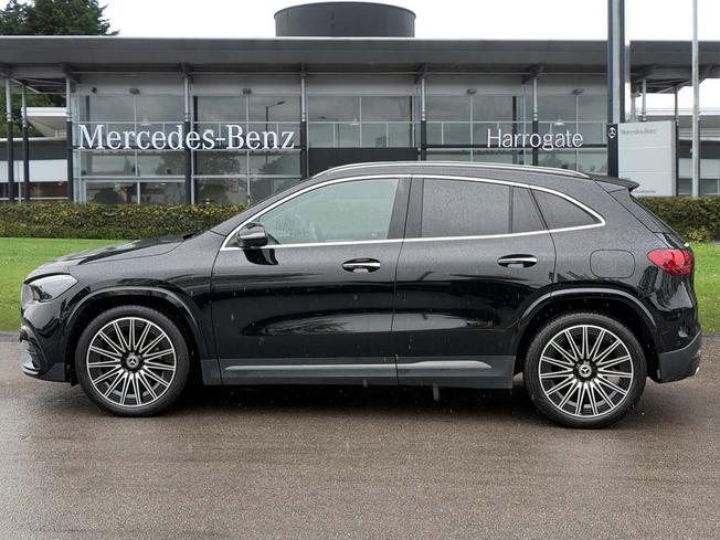 MERCEDES-BENZ GLA Photo 7