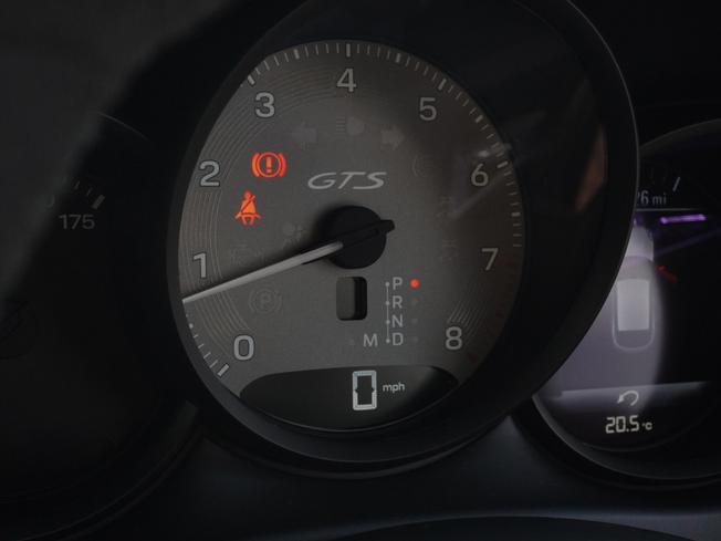 PORSCHE Macan Photo 22