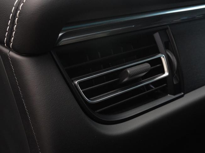 PORSCHE Macan Photo 29