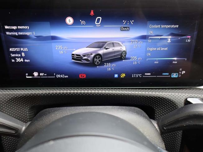MERCEDES-BENZ A Class Photo 34