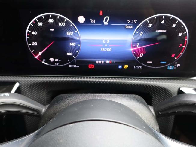MERCEDES-BENZ A Class Photo 4