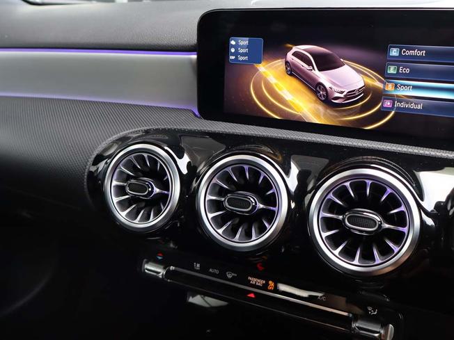 MERCEDES-BENZ A Class Photo 44
