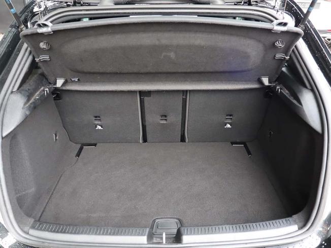 MERCEDES-BENZ A Class Photo 9