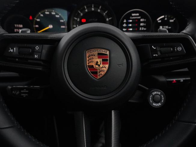 PORSCHE 911 Photo 40