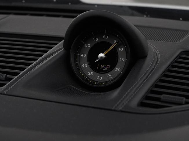 PORSCHE 911 Photo 46